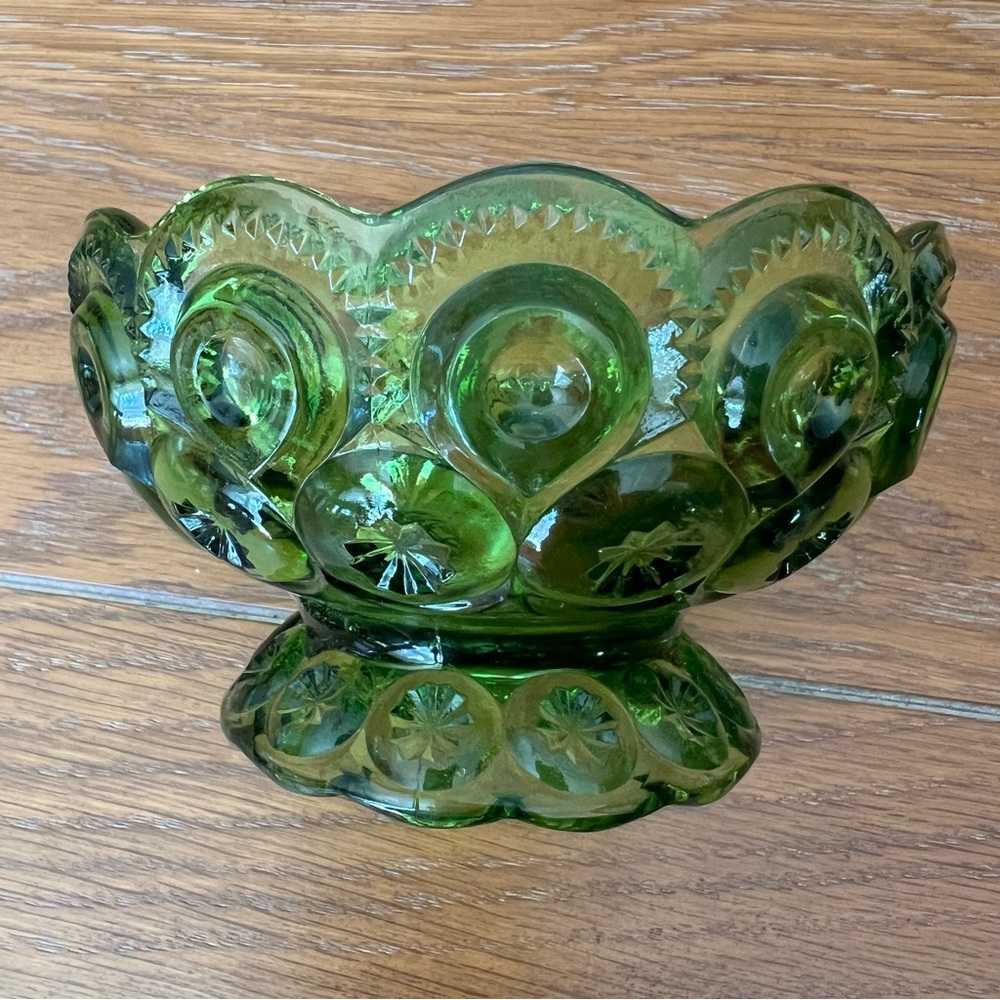 Vintage L.E. Smith Moon & Stars Green Glass Compote Bowl & Candy Dish MCM 1960s